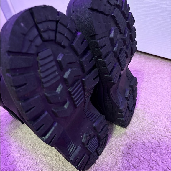 Black Winter Snow Boots